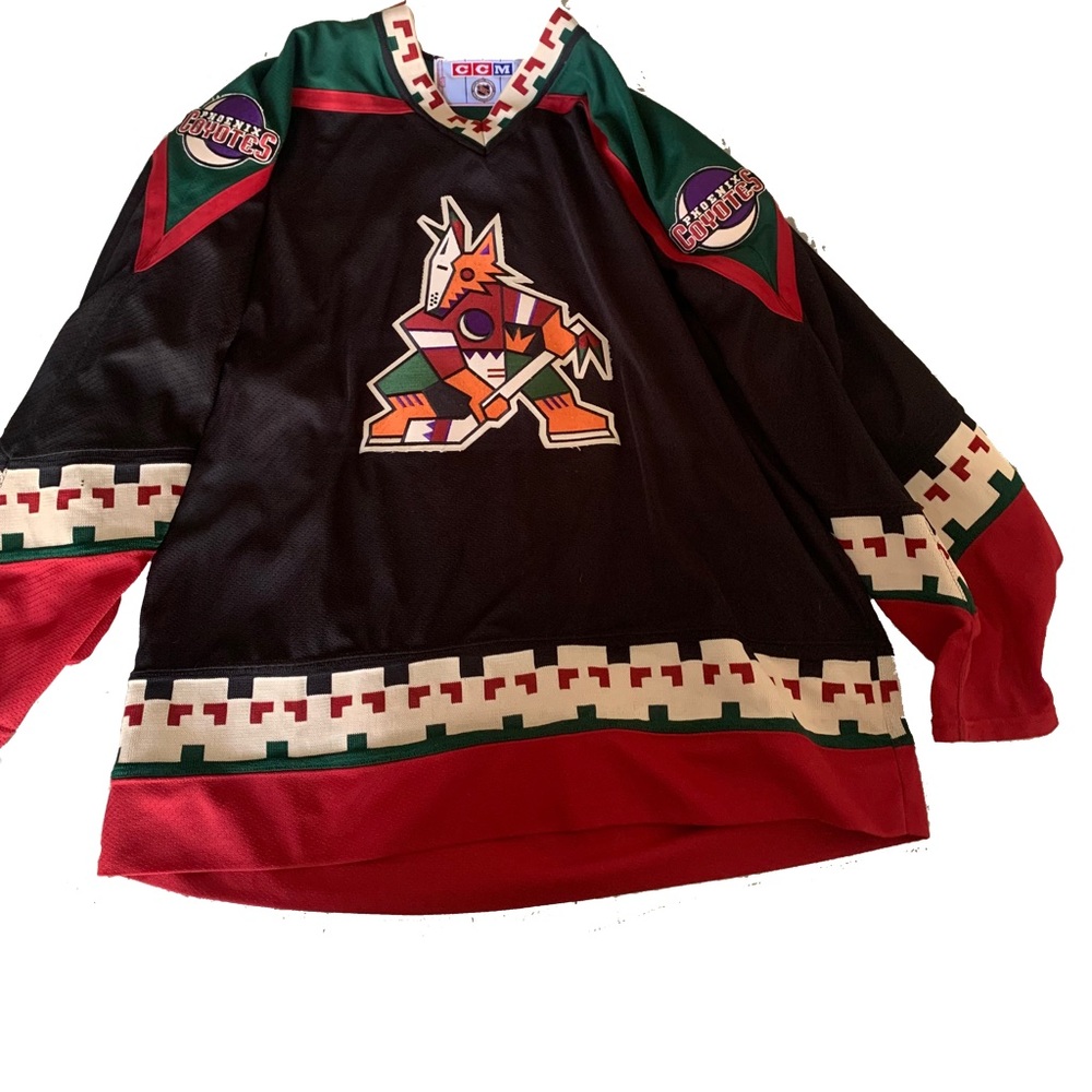 Arizona Coyotes Vintage Home Jersey in great condition!